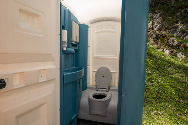 Best Portable Restroom Setup and Delivery  in Marion, NC